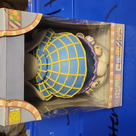 Collectible glass Easter bunny